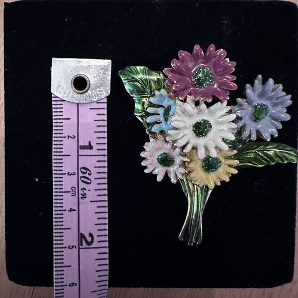 Signed Museum Of Fine Arts Enamel Floral Brooch Vintage EUC Red Blue Pink Yellow - Picture 2 of 4